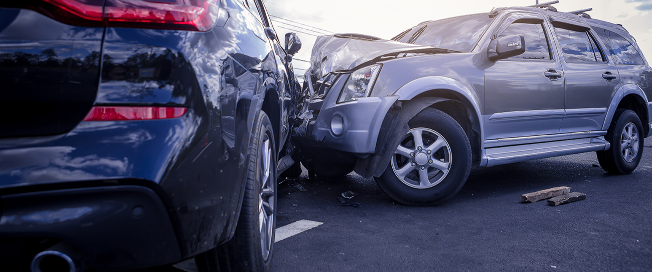 Car Accident - L Car Accident - L